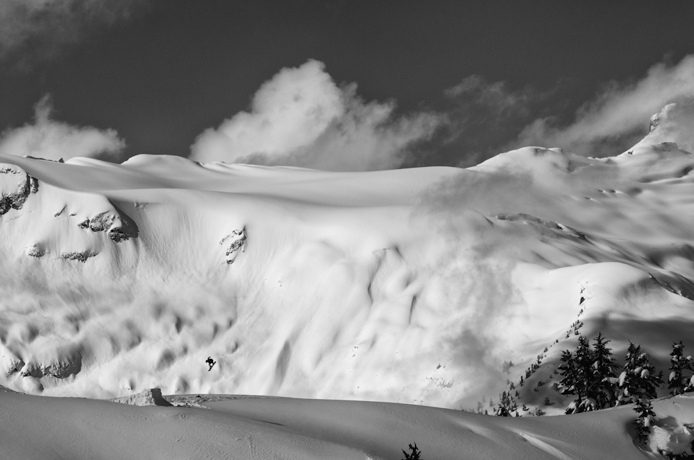 Meet Cam Hunter - Canada's newest snowboard photographer you need know about
