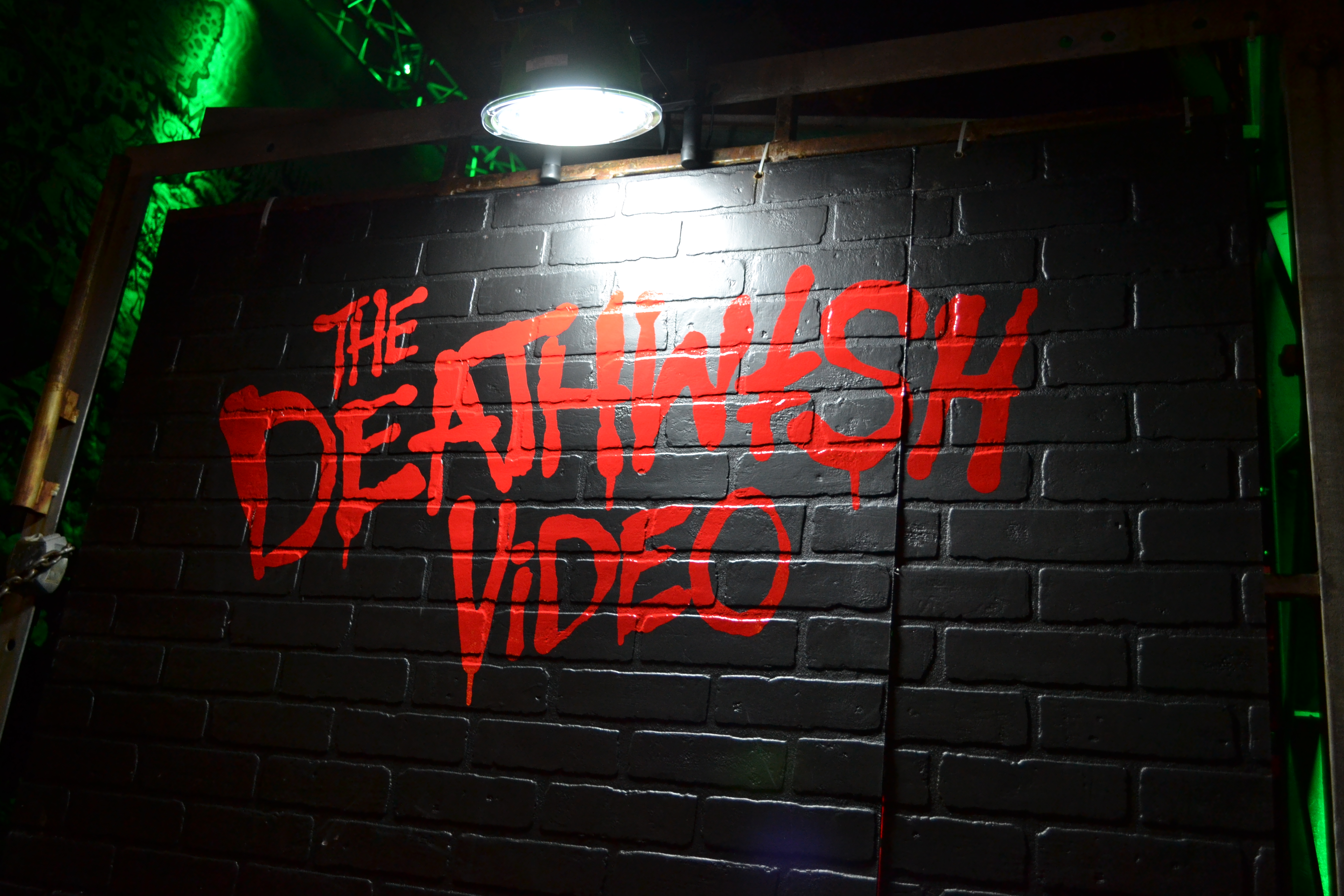 La gang de DEATHWISH était en ville pour présenter la première de leur nouveau film!