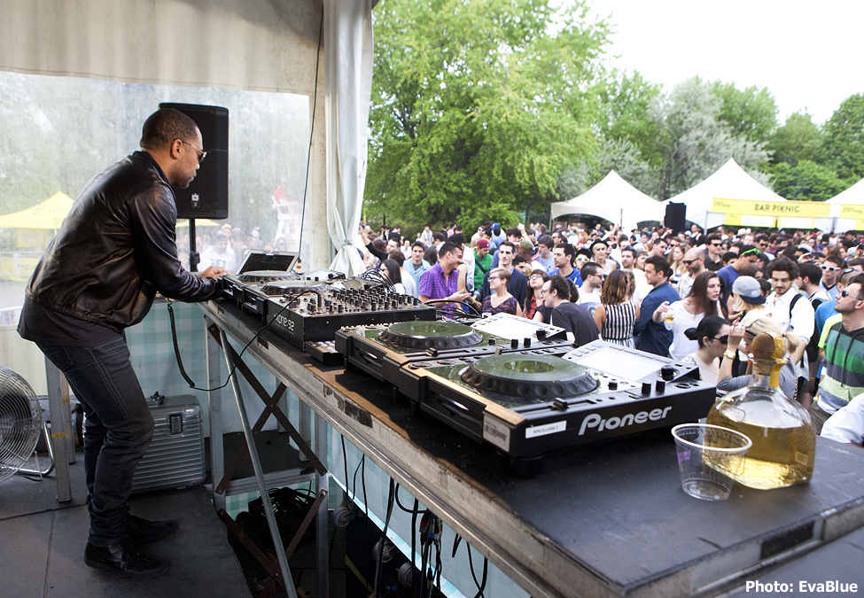 Carl Craig donne le coup d'envoi des Piknics Electronik pour l'été 2013!