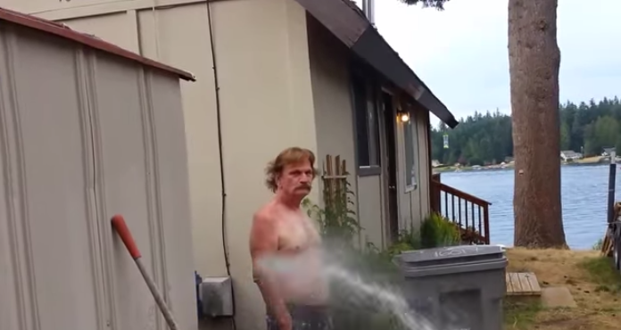 Go home you&rsquo;re drunk: Comment dealer avec un voisin intrusif et saoul [Vidéo]