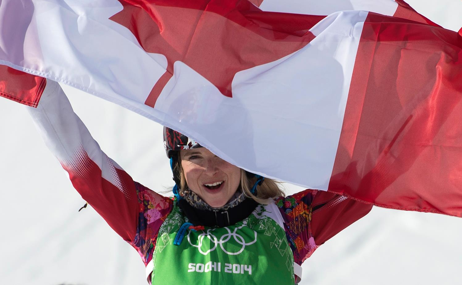 Dominique Maltais remporte l'argent en snowboard cross féminin