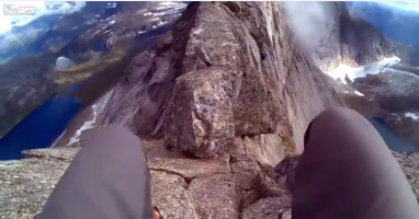Ballade chillax sur le top du Mont Stetind [Vidéo]